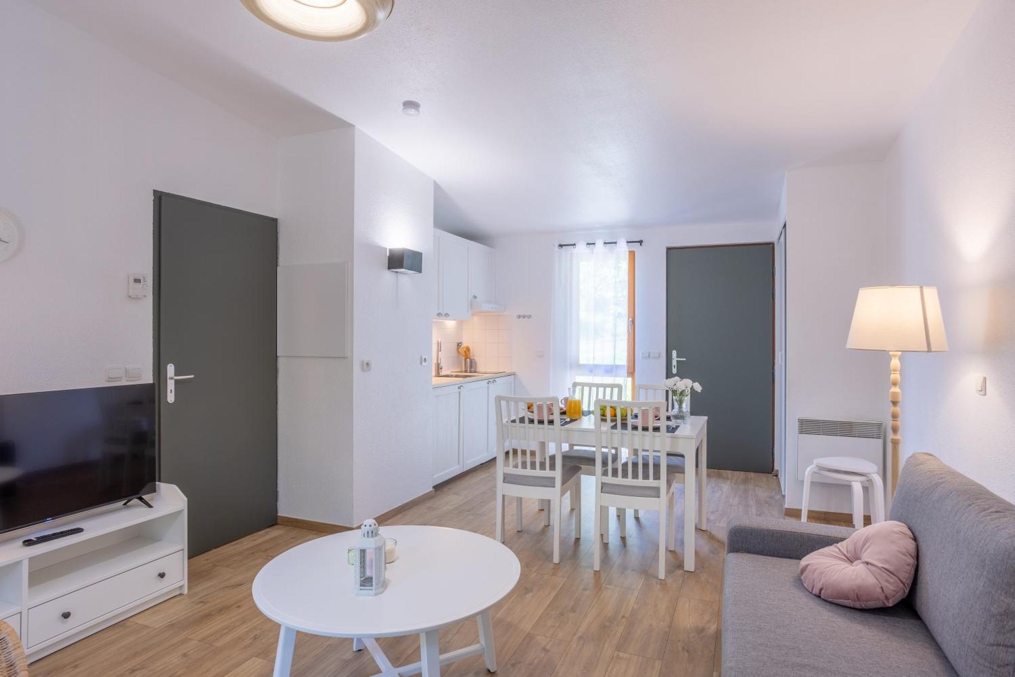 Villa Les Charmes C38 - Le Val Joly à Eppe-Sauvage Extérieur photo